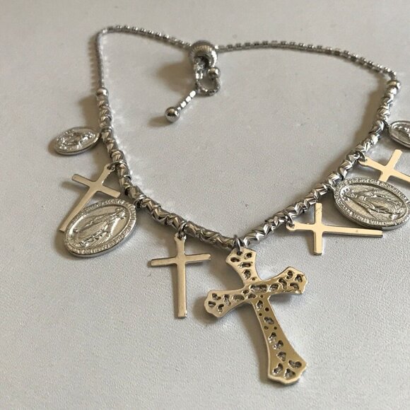 CROSS & MEDALLION CHARM LARIAT BRACELET / 925 STERLING SILVER / 9'' ADJUSTABLE - Picture 4 of 6